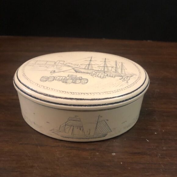 Antique Marble Oval Scrimshaw Lidded Box Trinket Box 1920s Comoy’s of London - Picture 3 of 10